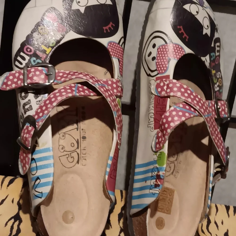 Goby Clogs - Picture 5 of 11